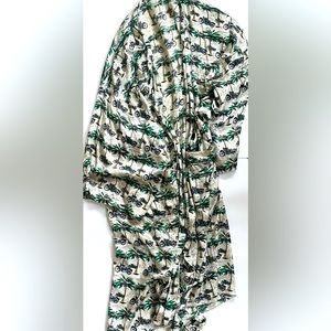 A one size fits all collectible Silk Harley Davidson Robe